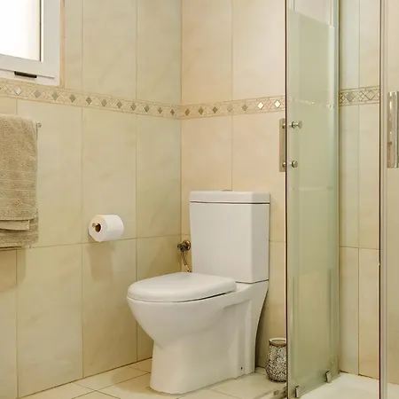 Appartamento With Beautiful Sea Views