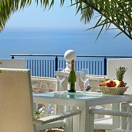 With Beautiful Sea Views Mogán