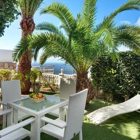 With Beautiful Sea Views Mogán